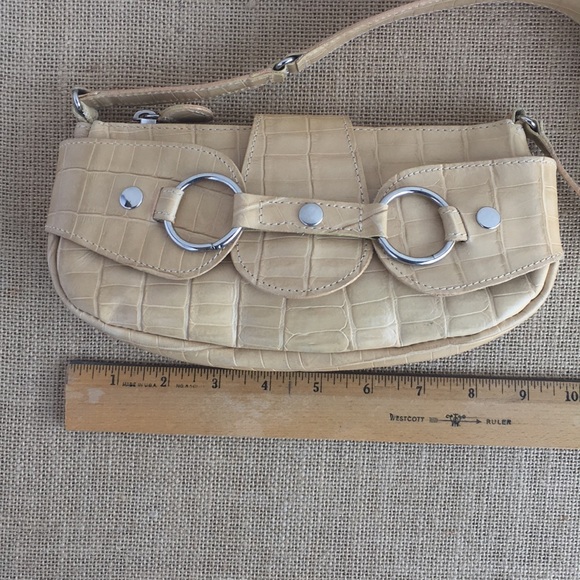 Abaco Croc Embossed Leather Bag - Picture 8 of 8